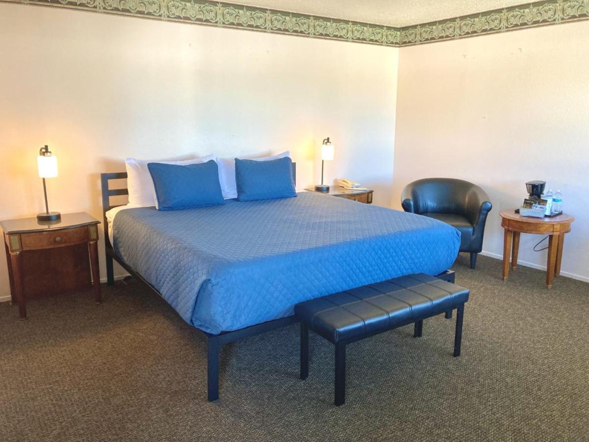 Coast Riders Inn 圣西米恩 外观 照片