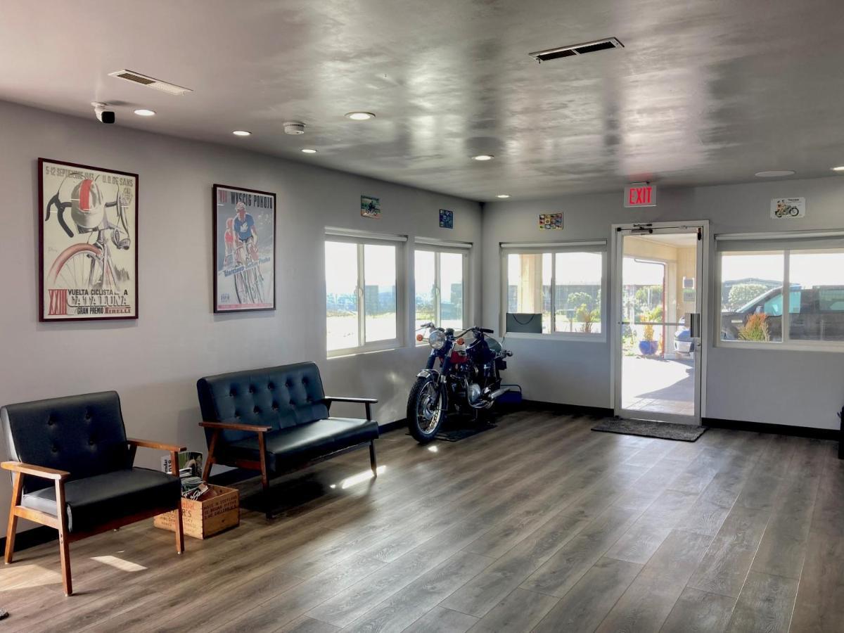 Coast Riders Inn 圣西米恩 外观 照片