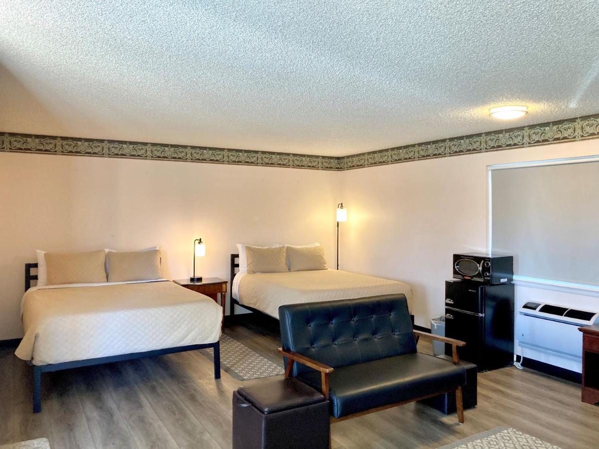 Coast Riders Inn 圣西米恩 外观 照片