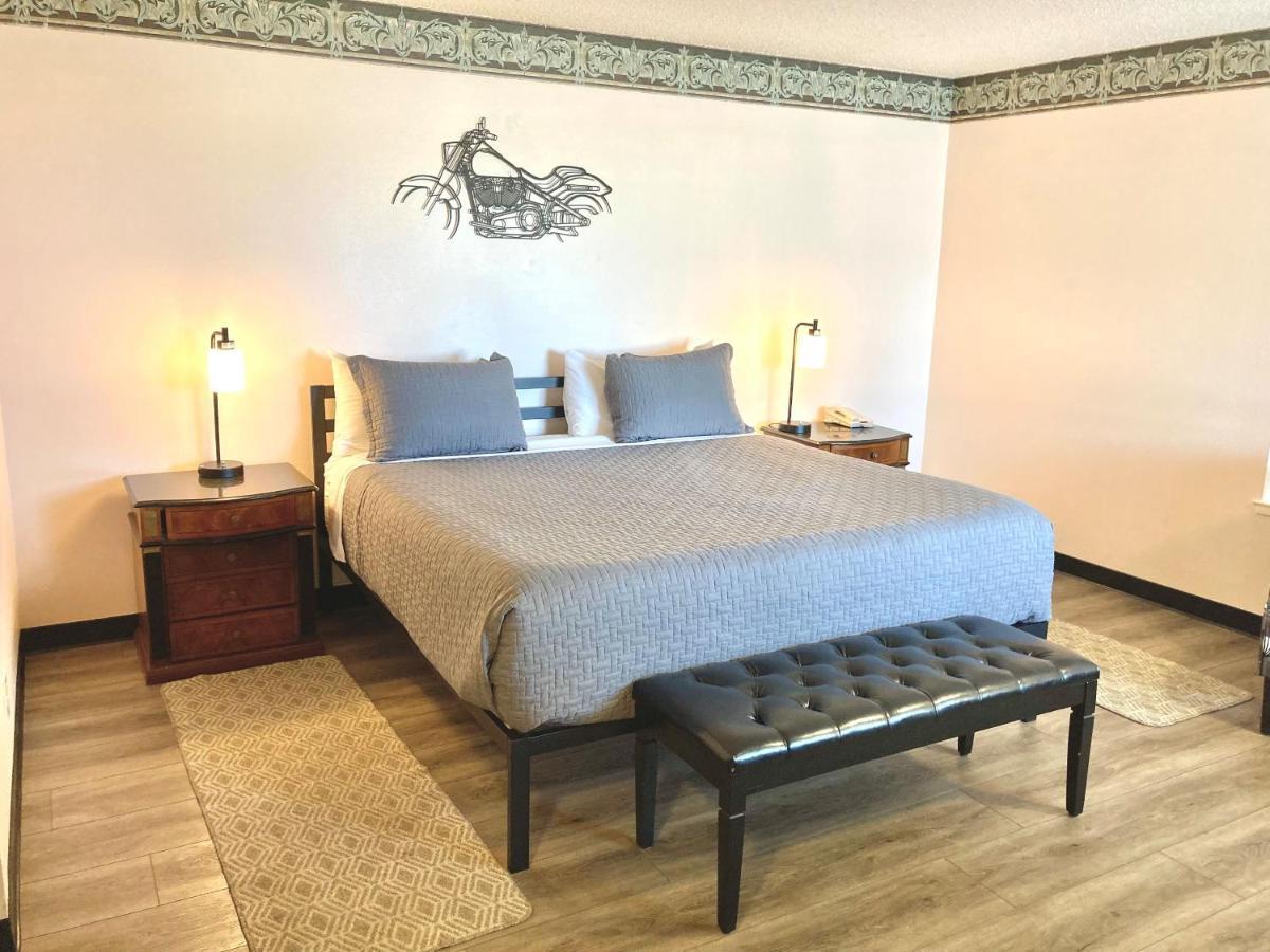 Coast Riders Inn 圣西米恩 外观 照片