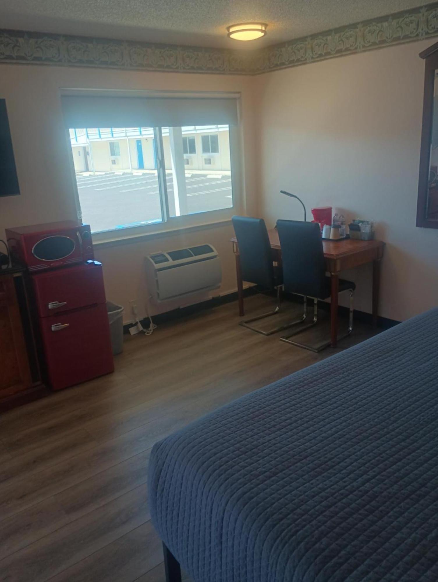Coast Riders Inn 圣西米恩 外观 照片